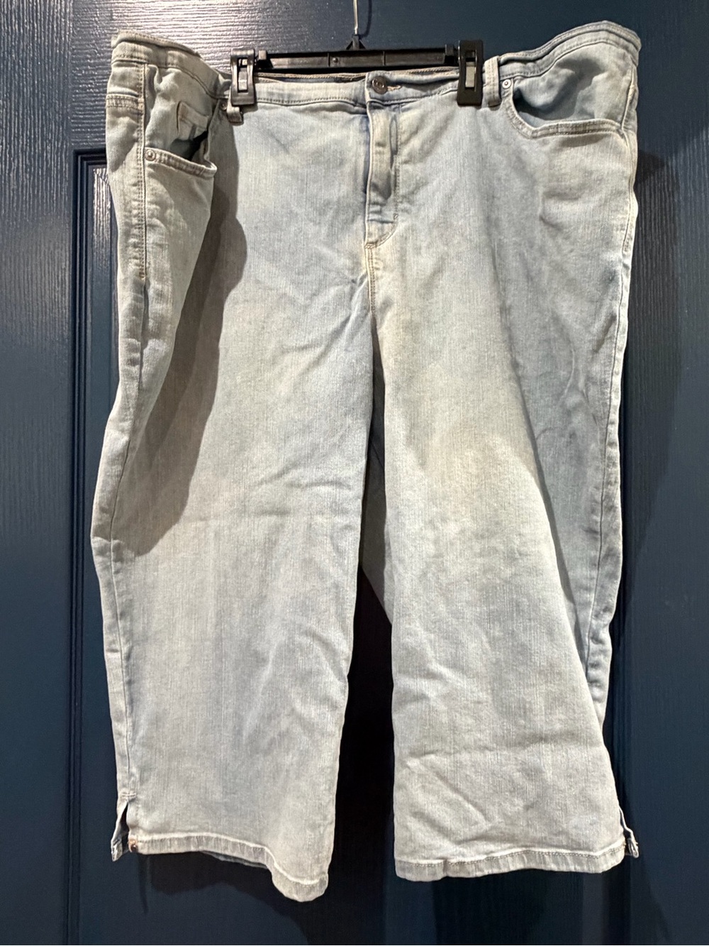 Gloria Vanderbilt Light Blue Cargo Jeans